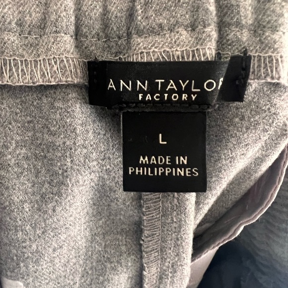 COPY - Ann Taylor Factory Trousers - Picture 3 of 3